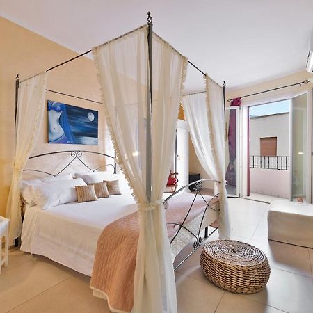 Adua Art Bed & Breakfast Castrignano del Capo Bagian luar foto