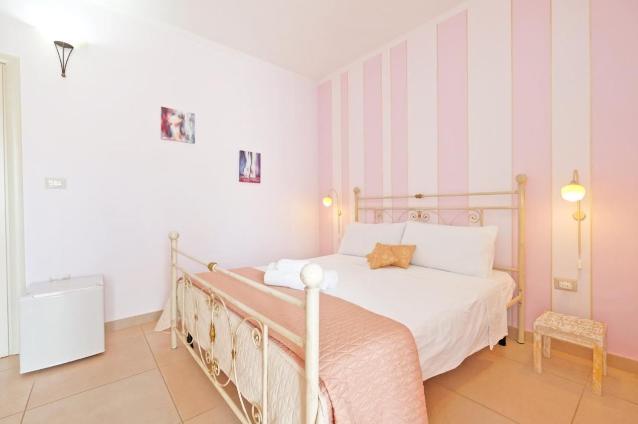 Adua Art Bed & Breakfast Castrignano del Capo Bagian luar foto