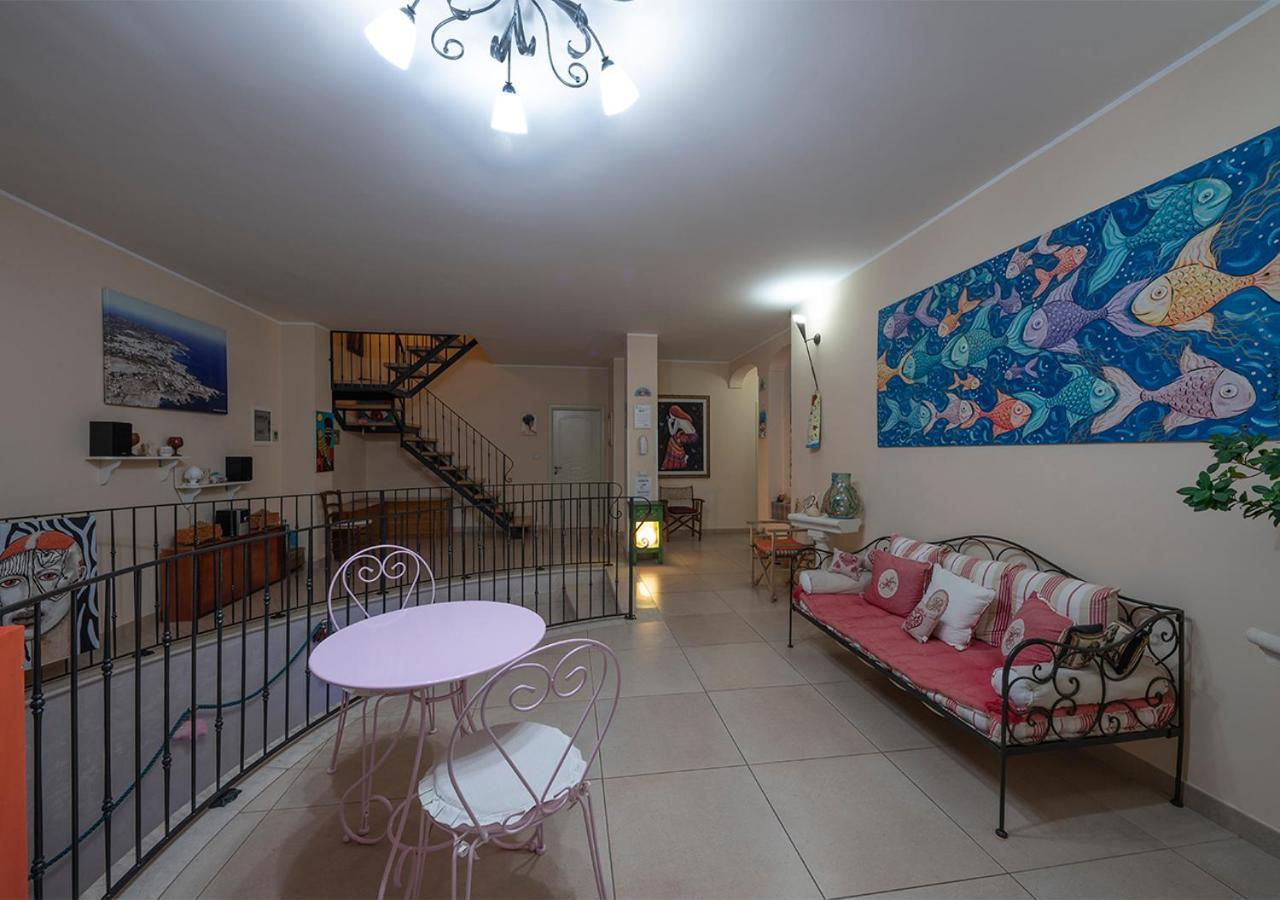 Adua Art Bed & Breakfast Castrignano del Capo Bagian luar foto