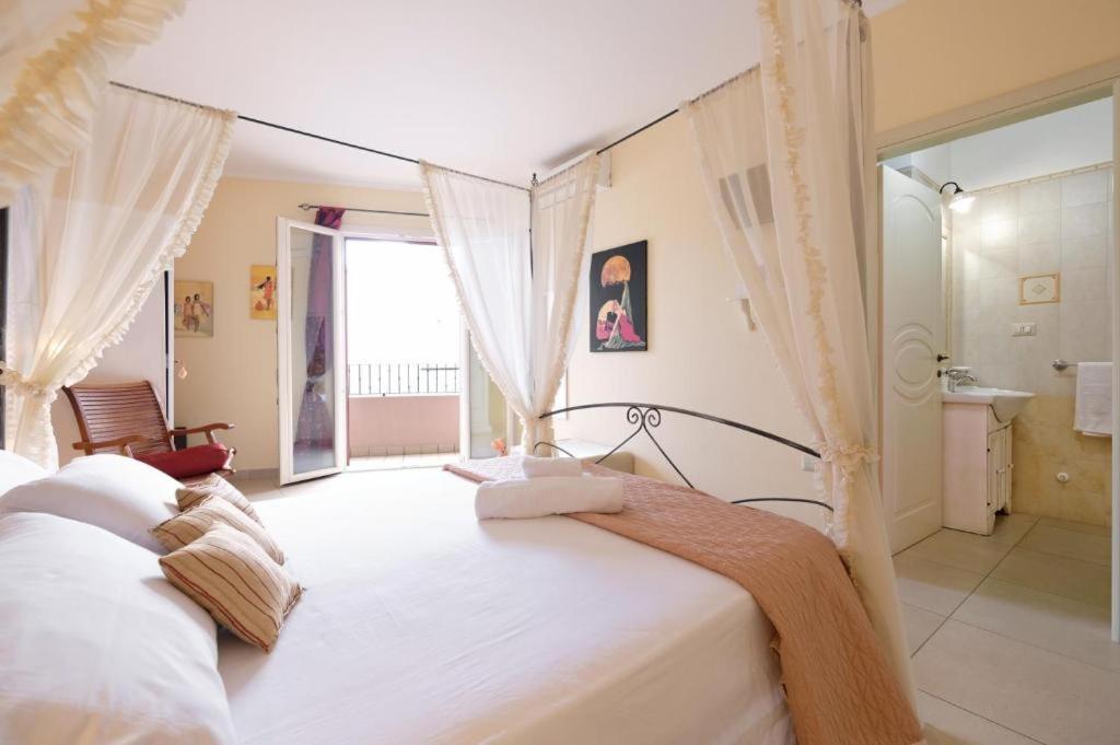 Adua Art Bed & Breakfast Castrignano del Capo Bagian luar foto